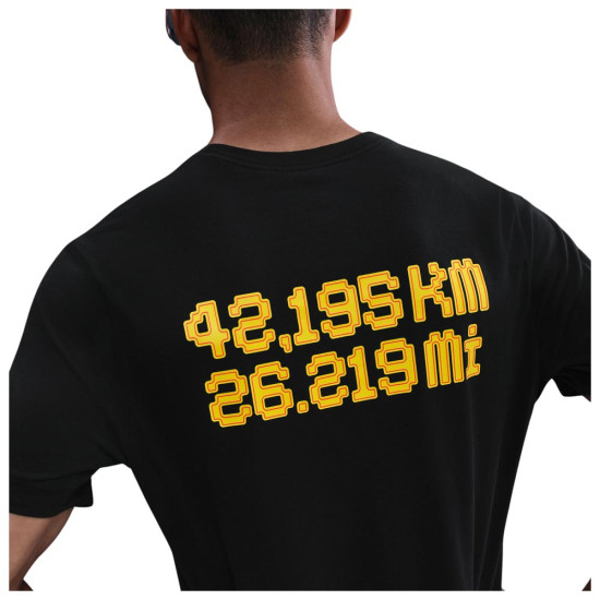 Nike Ανδρική κοντομάνικη μπλούζα City Berlin Marathon Dri-Fit Tee Nike Ανδρική κοντομάνικη μπλούζα City Berlin Marathon Dri-Fit Tee